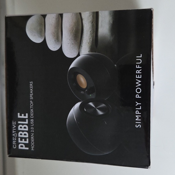 Creative Pebble Modern 2.0 USB Desktop Black Speakers NEW - Picture 5 of 7